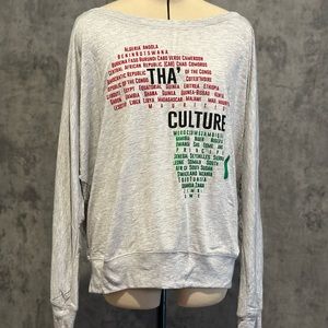 Long sleeve off the shoulder T-shirt Size 2XL heather gray. Custom unique design